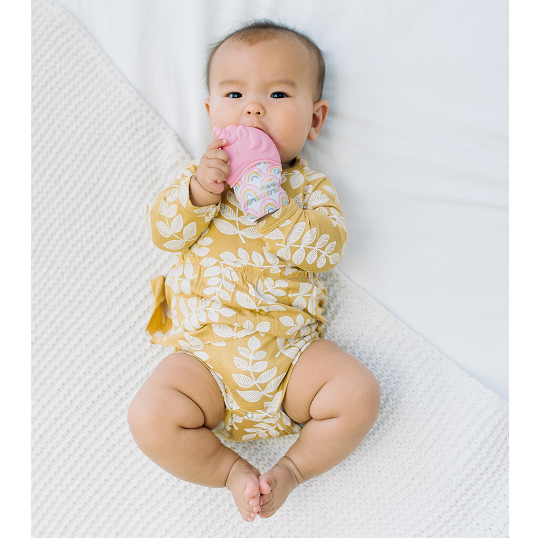 Leopard Silicone Teething Itzy Mitt™