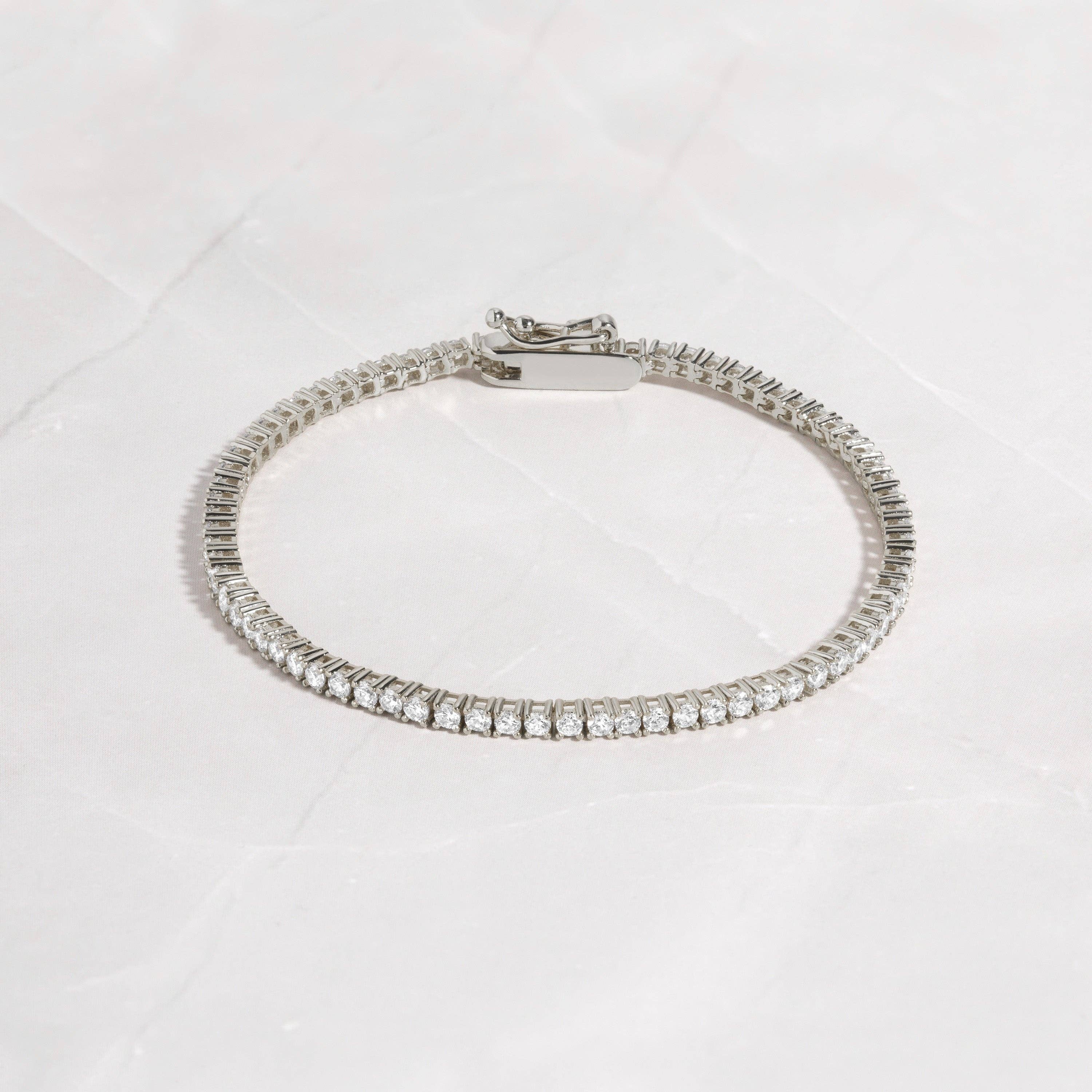 Tennis Bracelet w/Latch